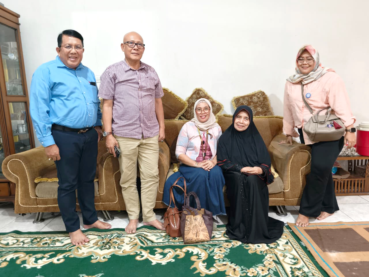 Melayat dirumah Almarhum, Bapak H. Asbi Amili, Pasar Minggu - Jakarta Selatan